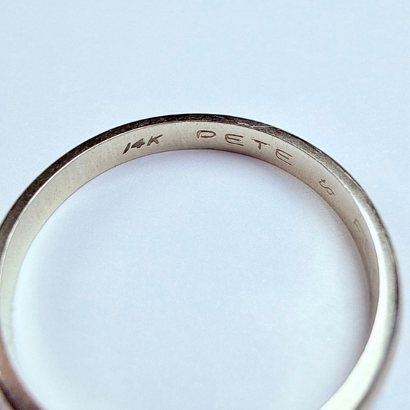 14K Solid White Gold Mid Century Classic Solid 2.5MM Band Vintage Ring SIZE 8 - Picture 6 of 10